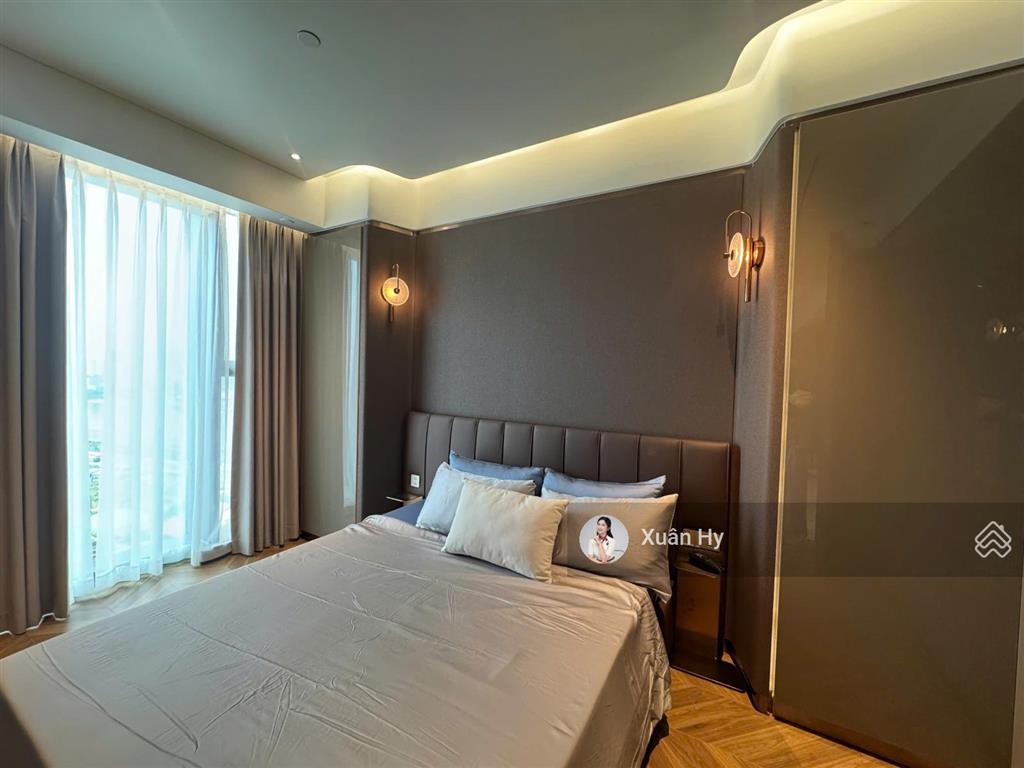 View bitexco & sông  cho thuê 2pn the opera metropole full nội thất thiết kế đẹp sang trọng