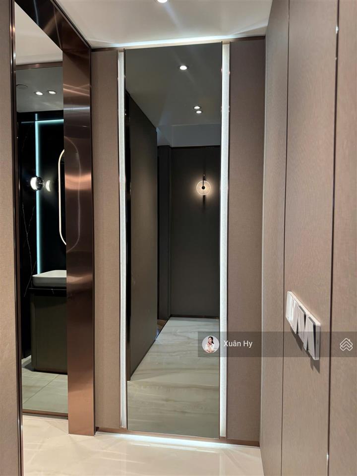 View bitexco & sông  cho thuê 2pn the opera metropole full nội thất thiết kế đẹp sang trọng