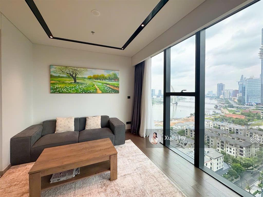 Sổ đỏ  view sông & cầu ba son  bán căn hộ 1pn + 1 phòng làm việc  grand marina saigon