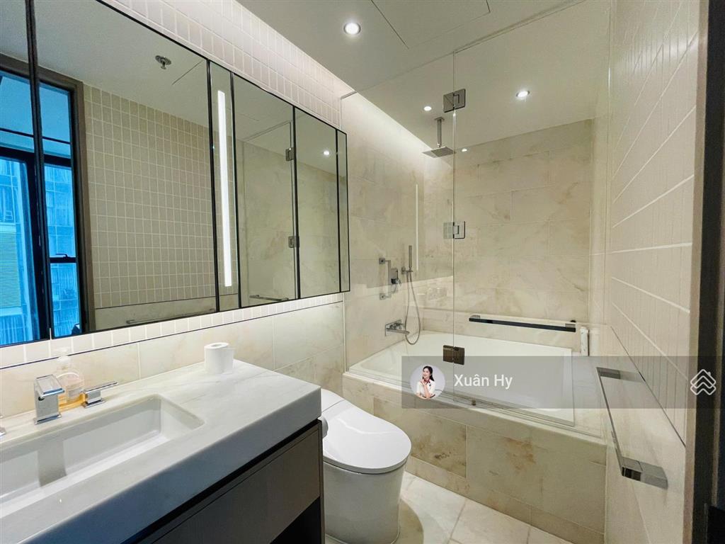 Giá cực sốc  view sông sài gòn  cho thuê 2pn grand marina saigon  full nt  58 tr/tháng