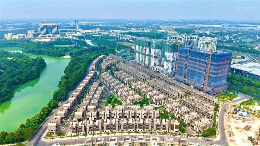Cần bán căn 1pn sân vườn view hồ bơi + đại lộ hùng vương giá 3ty7 all in.