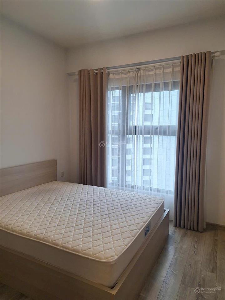 Mới thuê căn hộ 2pn 1wc 58m2 đủ đồ ban công đn toà lake 1 ecopark.hl 0964 007 *** ạ