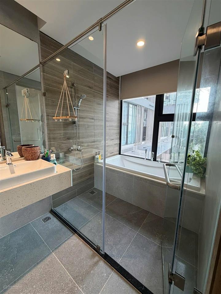 Cần bán căn hộ 3pn 2wc 103m2 đủ đồ view btđ , bể bơi toà sol forest 1 ecopark.hl 0964 007 *** ạ