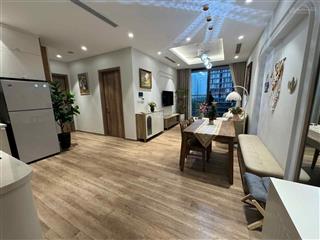 Cần bán căn hộ 2pn 2wc 72m2 đủ đồ view hồ , quảng trường ban công đn toà l2 landmark ecopark