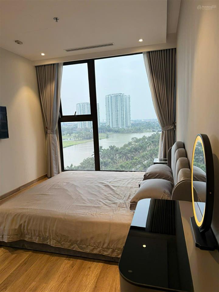 Cần bán căn hoa hậu 3pn 2wc 114m2 full đồ đẹp view hồ thiên nga toà l2 landmark ecopark