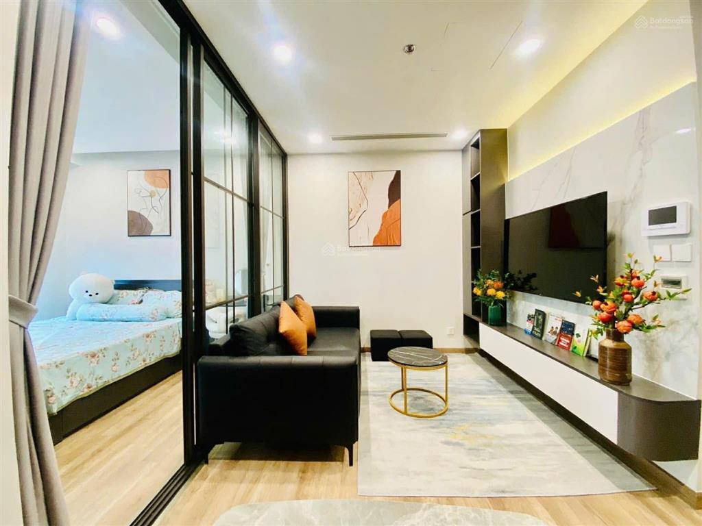 Cần bán căn hộ 1pn 1wc 32m2 đủ đồ view sông hồng toà r2 onsen ecopark