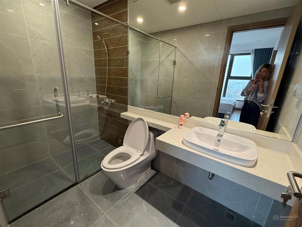 Chính chủ gửi bán căn hộ 2pn 2wc 68m2 đủ đồ view tầm trung toà s1 sky oasis ecopark