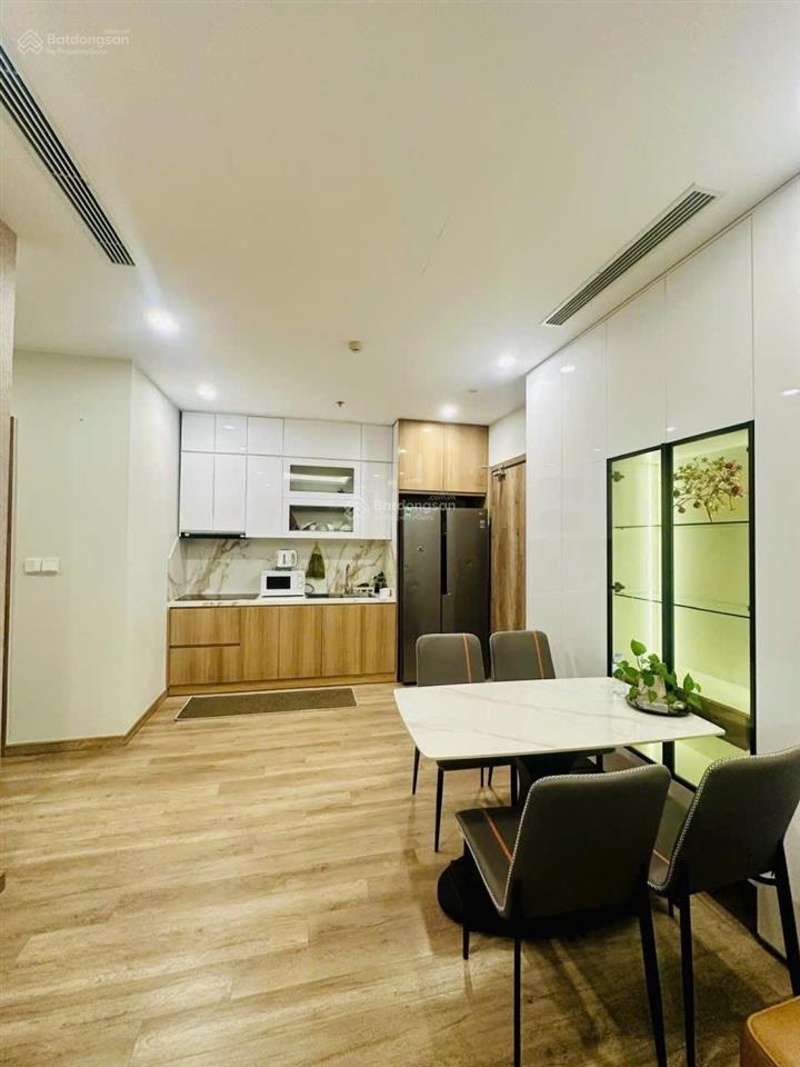 Mời thuê căn hộ 2pn 2wc 65m2 đủ đồ view hồ thiên nga toà r3 onsen ecopark