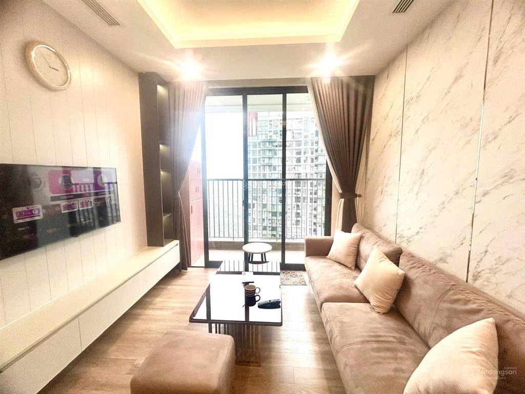 Mời thuê căn hộ 2pn 2wc 67m2 đủ đồ view hồ thiên nga ban công đn toà r2 onsen ecopark