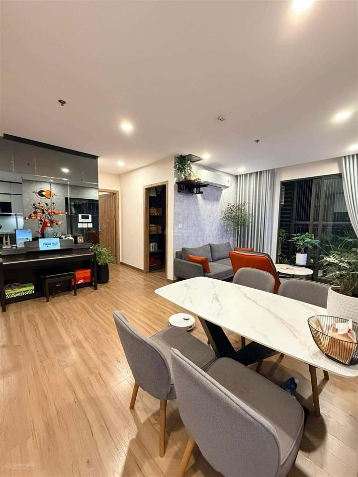 Cần bán căn hộ 2pn 2wc 68m2 đủ đồ đẹp view sông hồng toà s2 sky oasis ecopark