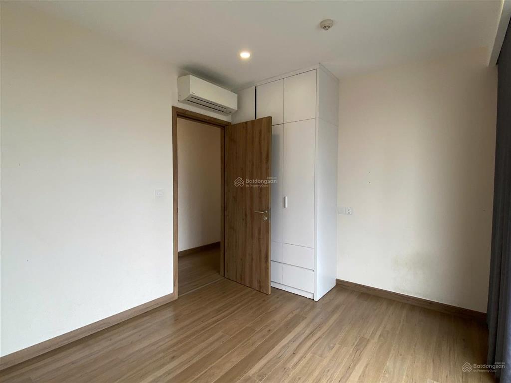 Mời thuê căn hộ 3pn 2wc 97m2 đồ cơ bản view btđ ban công đn toà s2 sky oasis ecopark