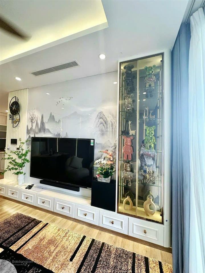 Cần bán căn hộ 2pn 2wc 72m2 đủ đồ đẹp view hồ thiên nga ban công đn toà l2 landmark ecopark