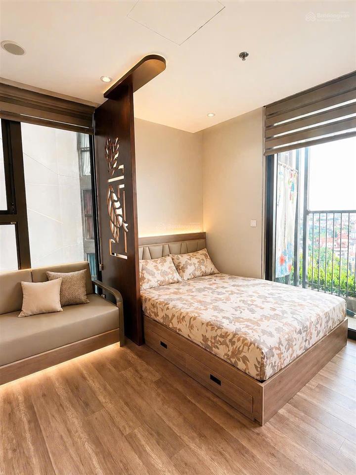 Mời thuê căn hộ studio 31m2 đủ đồ đẹp view tầm trung toà l1 landmark ecopark