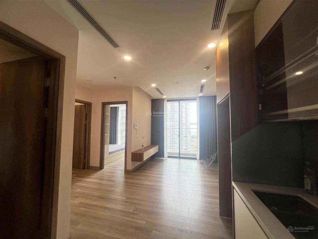 Cần bán căn hộ 2pn 2wc đồ cơ bản view btđ ban công đb toà sol forest 1 ecopark