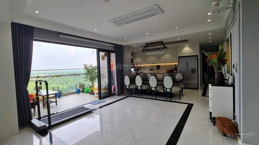 Mời thuê siêu phẩm 158m² 3pn 4wc ban công rộng có thang máy riêng tòa park 2 ecopark
