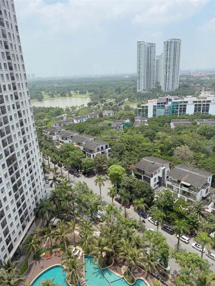 Cần bán căn hộ 2pn 2wc 60m2 view, bể bơi hồ thiên nga ban công đb toà westbay c ecopark