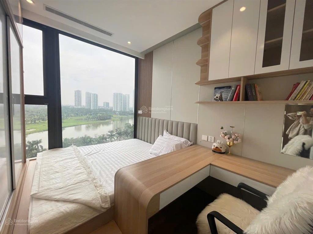 Cần bán căn hộ 2pn 2wc 61m2 đủ đồ đẹp view hồ thiên nga ban công đn toà l1 landmark ecopark