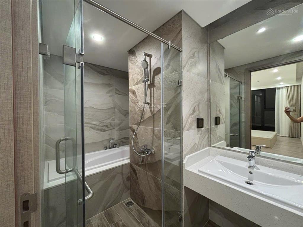 Mời thuê căn hộ 3pn 2wc 93m2 sân vườn 6,8m2 đủ đồ mới đẹp ban công hướng nam toà sf2 sky forest
