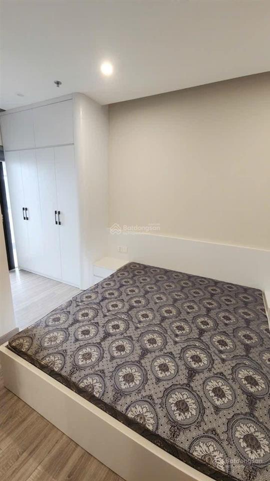 Mời thuê căn hộ 2pn 2wc 60m2, đủ đồ view tầm trung toà sf3 sky forest ecopark
