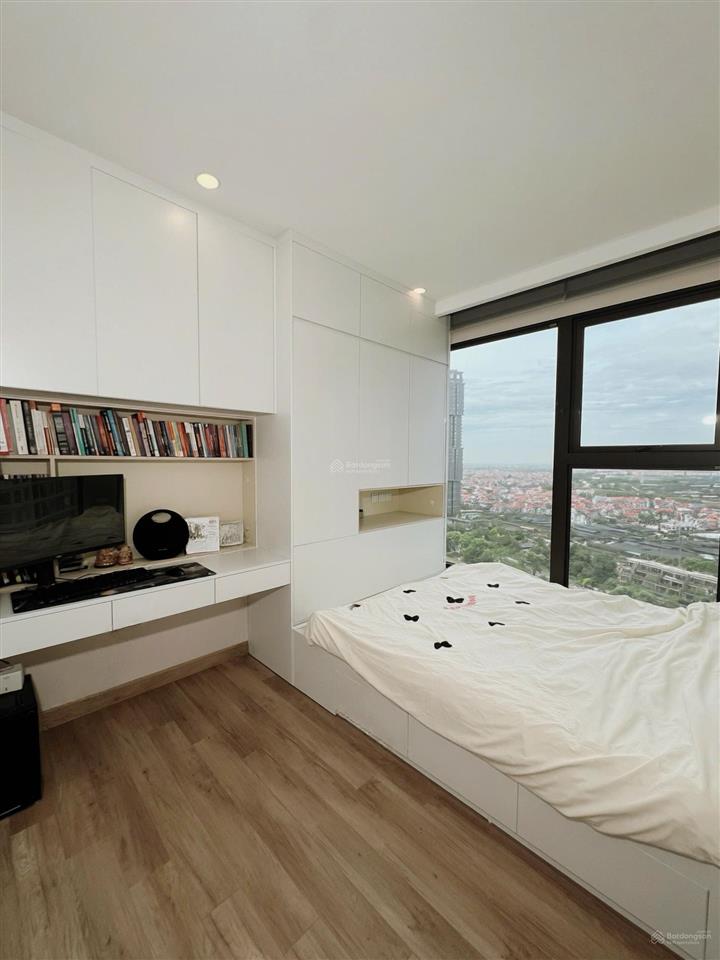 Mời thuê căn hộ 2pn 2wc 58m2 đủ đồ đẹp ban công hướng nam view tầm trung toà h2 haven park
