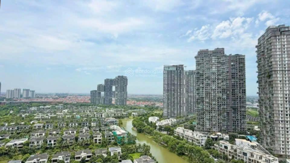 Cần bán căn hộ 2pn 2wc 68m2 đủ đồ view btđ, ban công đn thoáng mát toà s2 sky oasis ecopark