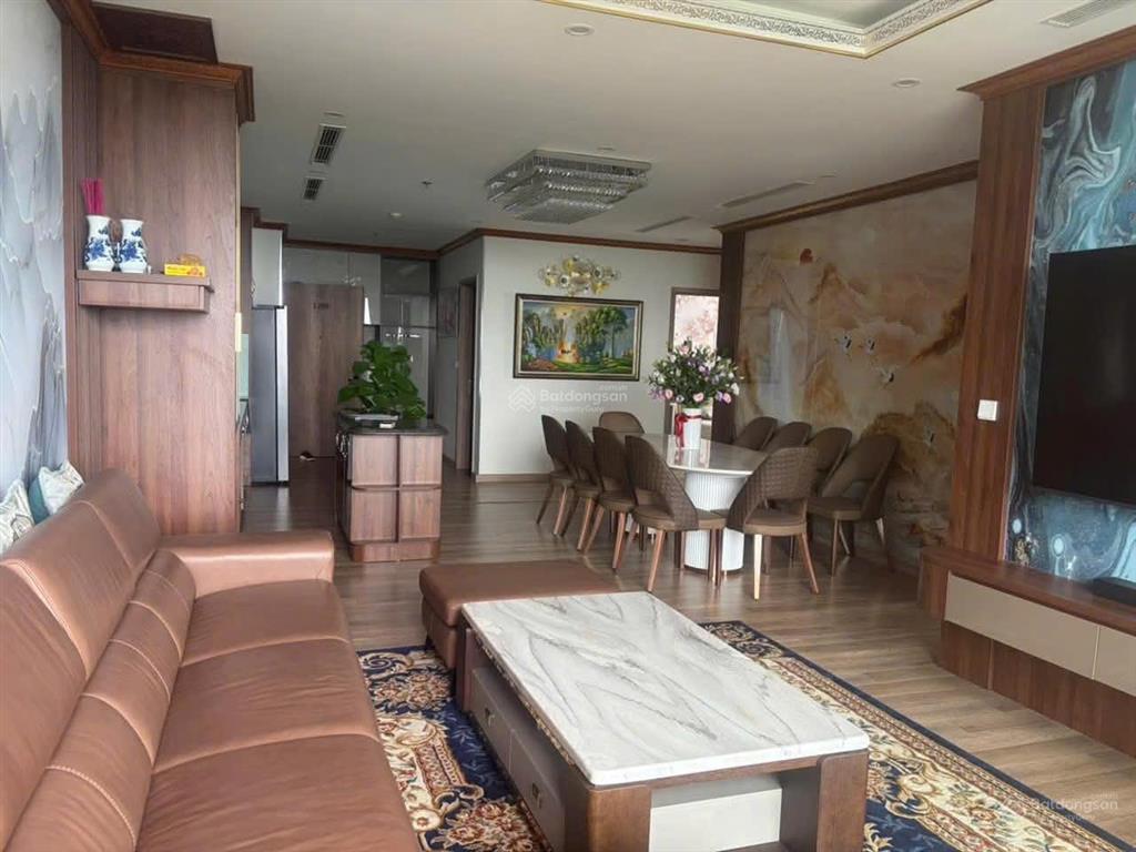 Cho thuê căn hộ 3pn 2wc 114m² đủ đồ view hồ có khoáng nóng, phòng xông hơi tại gia tòa l1 landmark