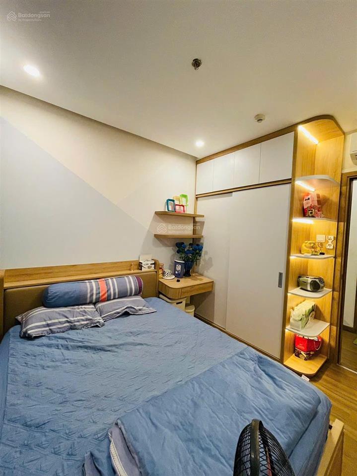 Cần bán căn hộ 3pn 2wc 84m2 đủ đồ đẹp giá 5,x tỷ bao phí tòa s1 sky oasis ecopark