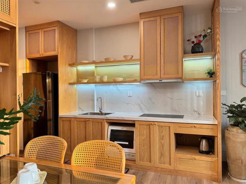 Cần bán căn hộ 2pn 2wc 58m2 đủ đồ view sông hồng toà r3 onsen ecopark