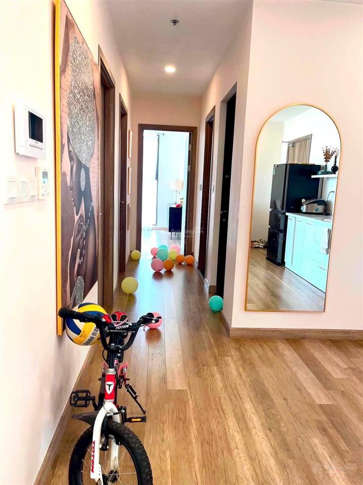 Cho thuê căn hộ 3pn 2wc 95m2 đủ đồ đẹp ban công đn view btđ toà sol forest 2 ecopark