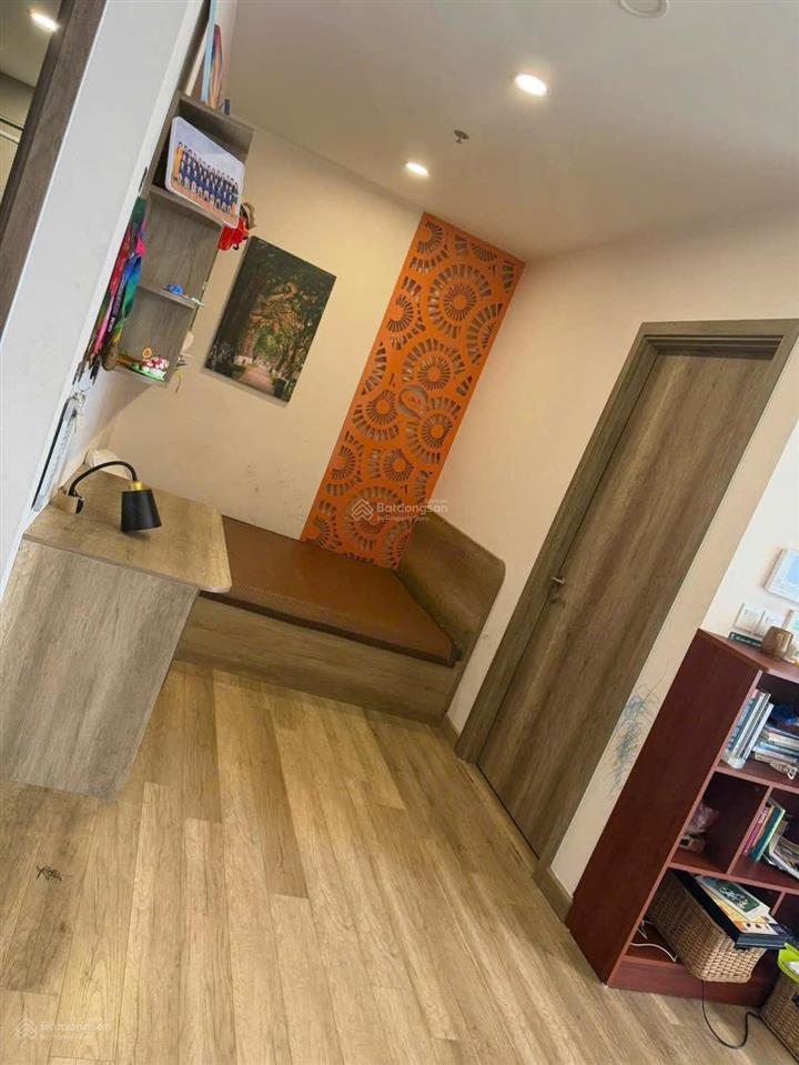 Cần bán căn hộ 1pn 1wc 45m2 đủ đồ mới tầng cao view sông hồng thơ mộng tòa sol forest 2 ecopark