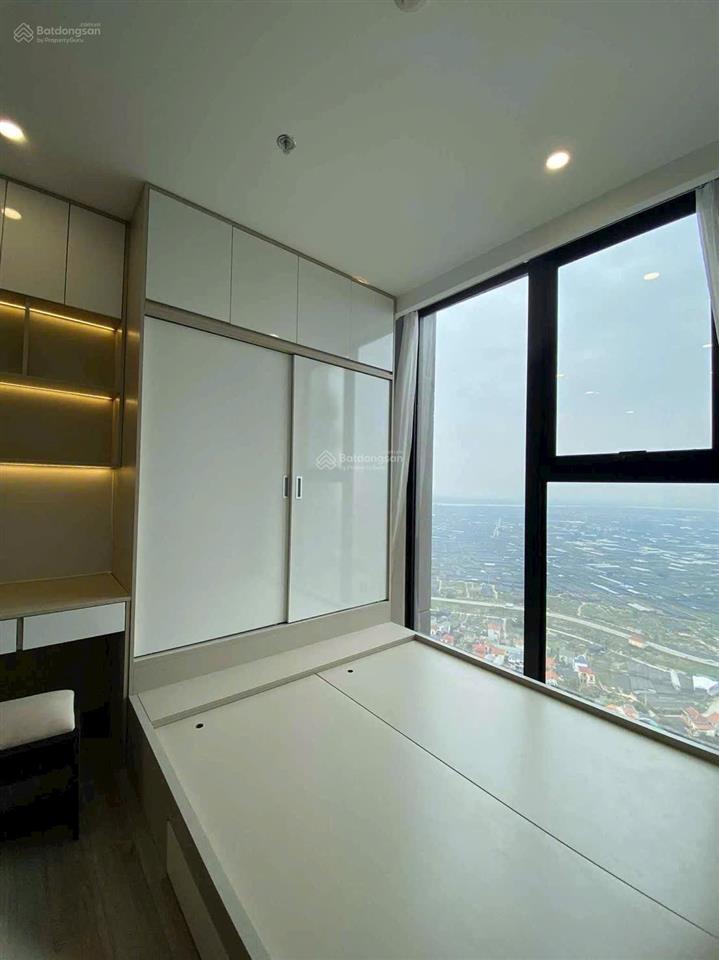 Cần bán căn hộ 1pn 1wc 33m2 đủ đồ mới ban công hướng tn toà sf2 sky forest ecopark