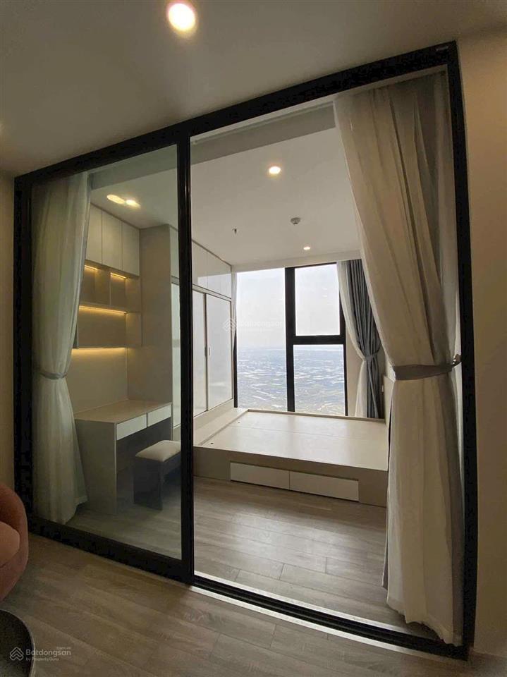 Cần bán căn hộ 1pn 1wc 33m2 đủ đồ mới ban công hướng tn toà sf2 sky forest ecopark