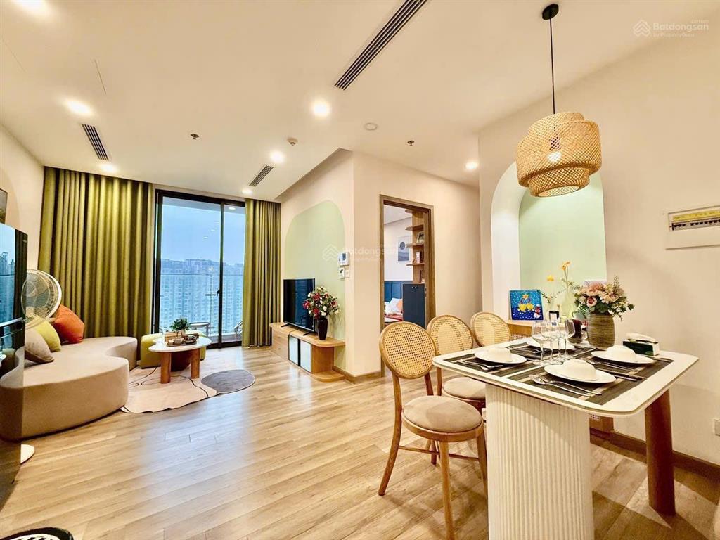 Mời thuê căn hộ 2pn 2wc 68m2 đủ đồ view btđ ban công đb toà sol forest 1 ecopark
