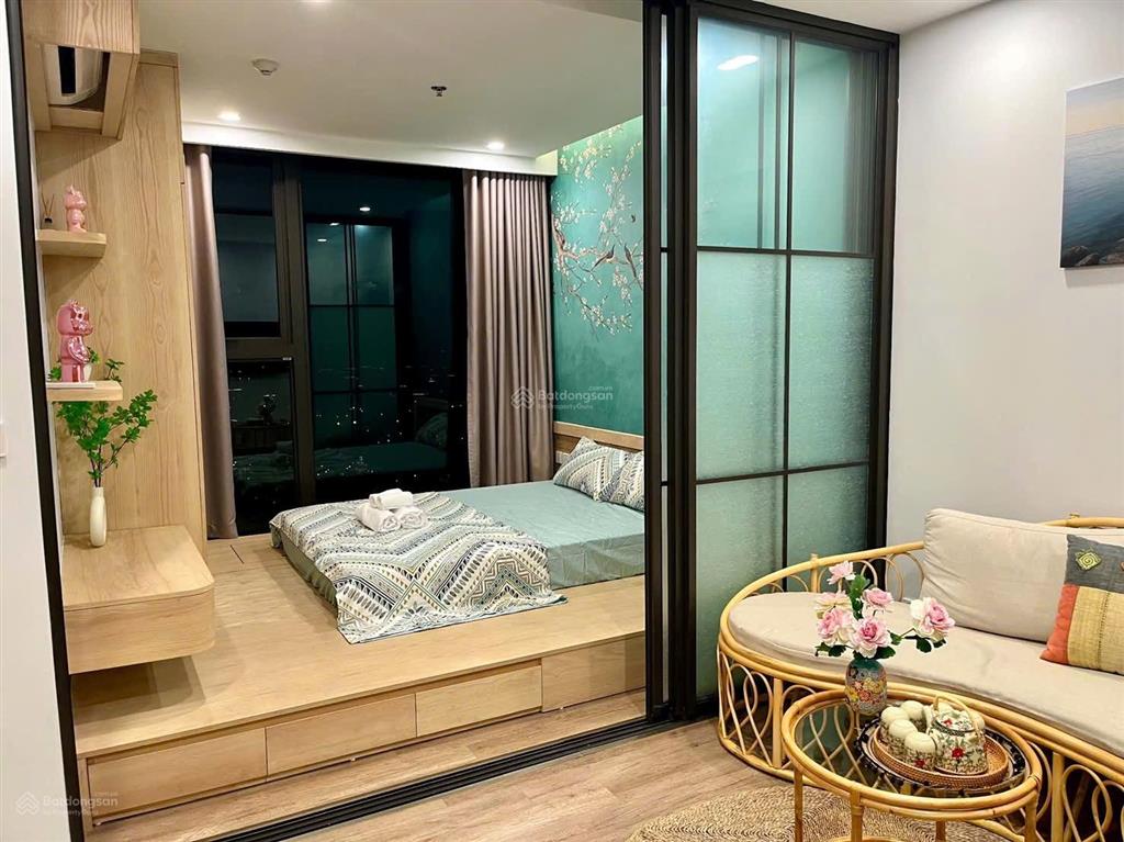 Mời thuê căn hộ 1pn 1wc 32m2 đủ đồ view tầm trung toà r2 swan lake onsen ecopark