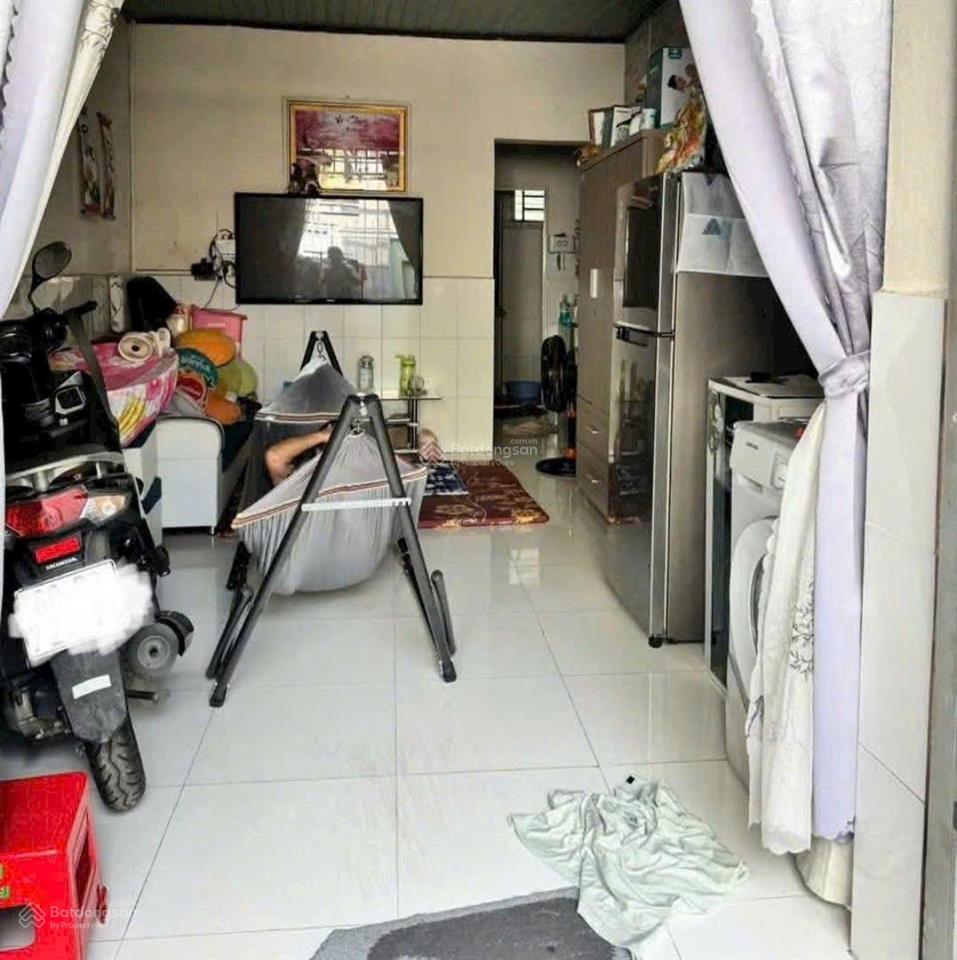 Bán 2 căn nhà c4 trung tâm lái thiêu. gần chợ, trường học. dân cư ở kín cao ráo sạch sẽ