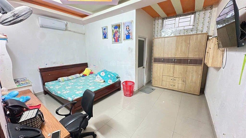 Nhà vĩnh phú đường xe hơi. dt 96m/75m odt. nhà đẹp chắc chắn. dân cư văn minh. tiện di chuyển sg