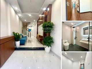 Gia đình bán gấp nhà 40m miêu nha ngõ nông, ô tô đỗ gần, trường chợ vài bước chân chỉ nhỉnh 6 tỉ
