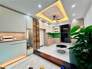 Nhà đẹp tây mỗ lô góc  38m view hồ điều hòa thoáng mát gần vincom bệnh viện quốc tế vin
