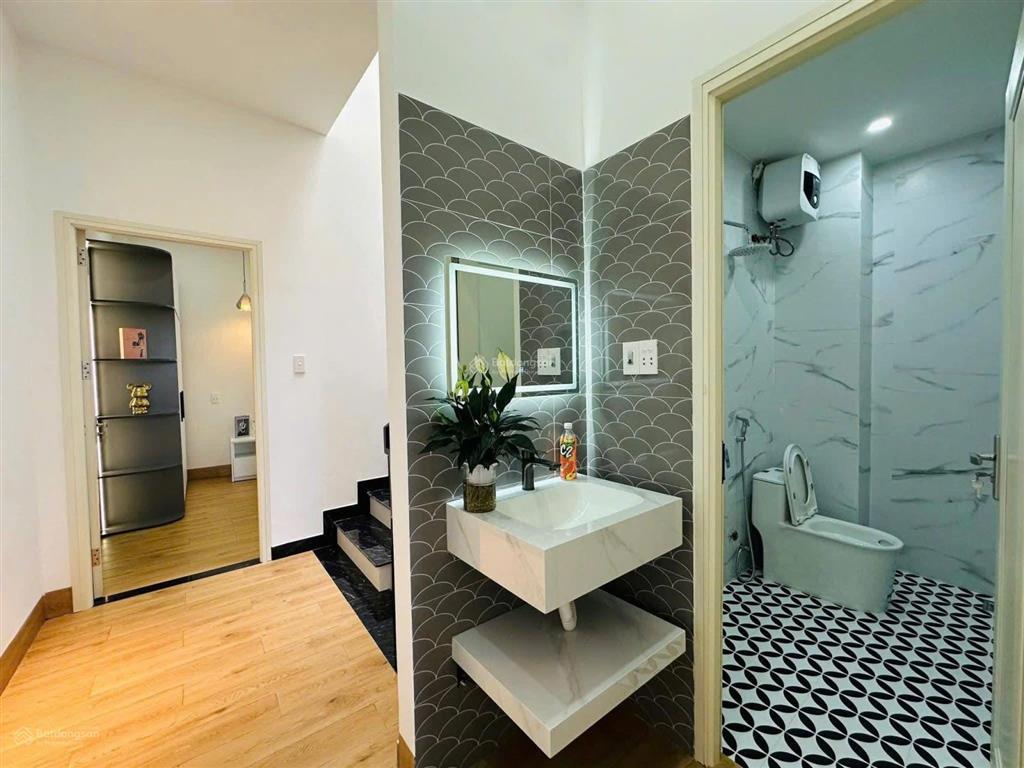 Bán nhà tây mỗ 52m, dân xây chắc chắn, diện tích rộng, nhiều ngủ, ô tô đỗ cực gần giá rẻ chỉ hơn 8t
