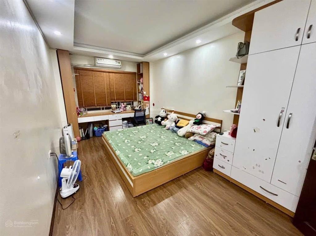 Bán gấp nhà quang tiến đại mỗ 35m2 sát vincom, trường học các cấp, ô tô đỗ cửa chỉ 6 tỉ hơn