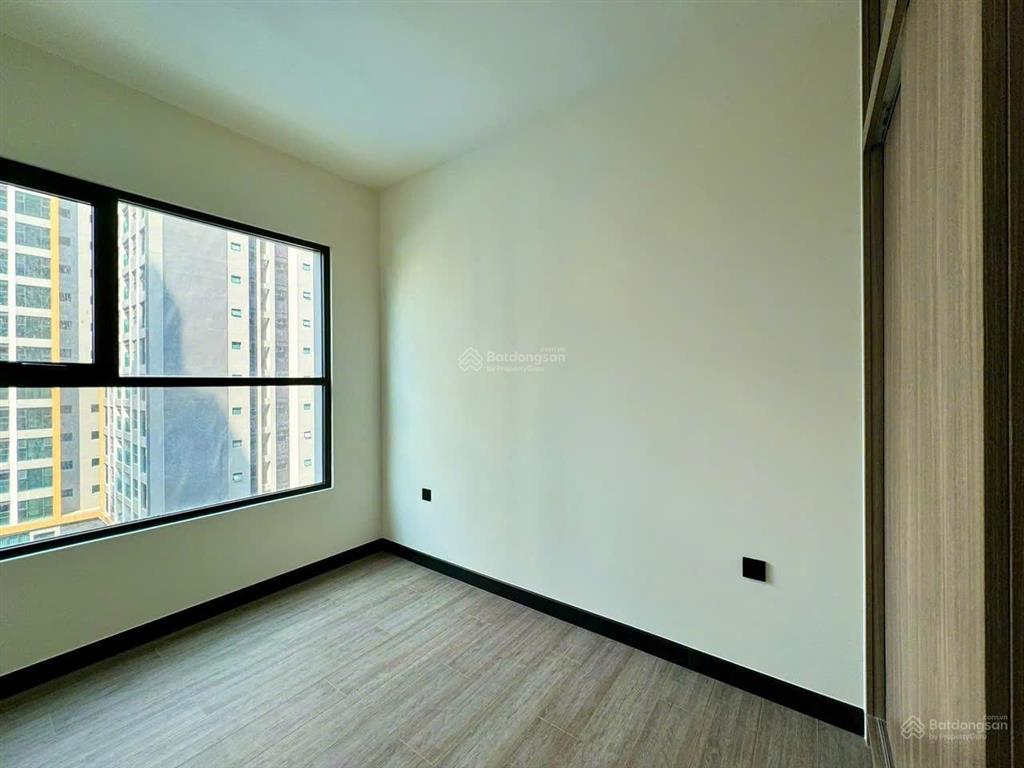 Hot! bán 2pn, 84m2, tầng đẹp view đẹp 9,8 tỷ all in de la so, có thương lượng
