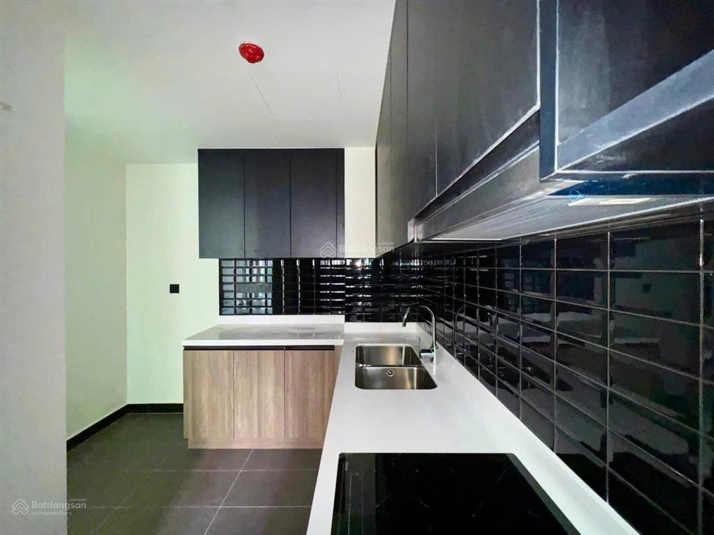 Hot! bán 2pn, 84m2, tầng đẹp view đẹp 9,8 tỷ all in de la so, có thương lượng