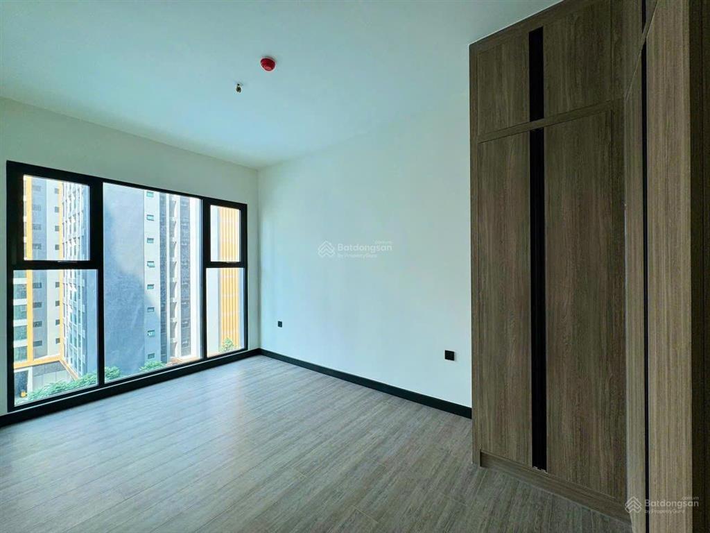 Hot! bán 2pn, 84m2, tầng đẹp view đẹp 9,8 tỷ all in de la so, có thương lượng
