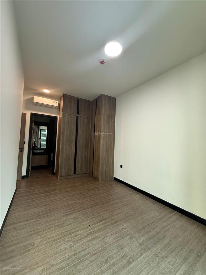 Gấp, bán 2pn 84m2  giá tốt 9,5 tỷ all in  cho thuê 21tr30tr/tháng delasol, quận 4