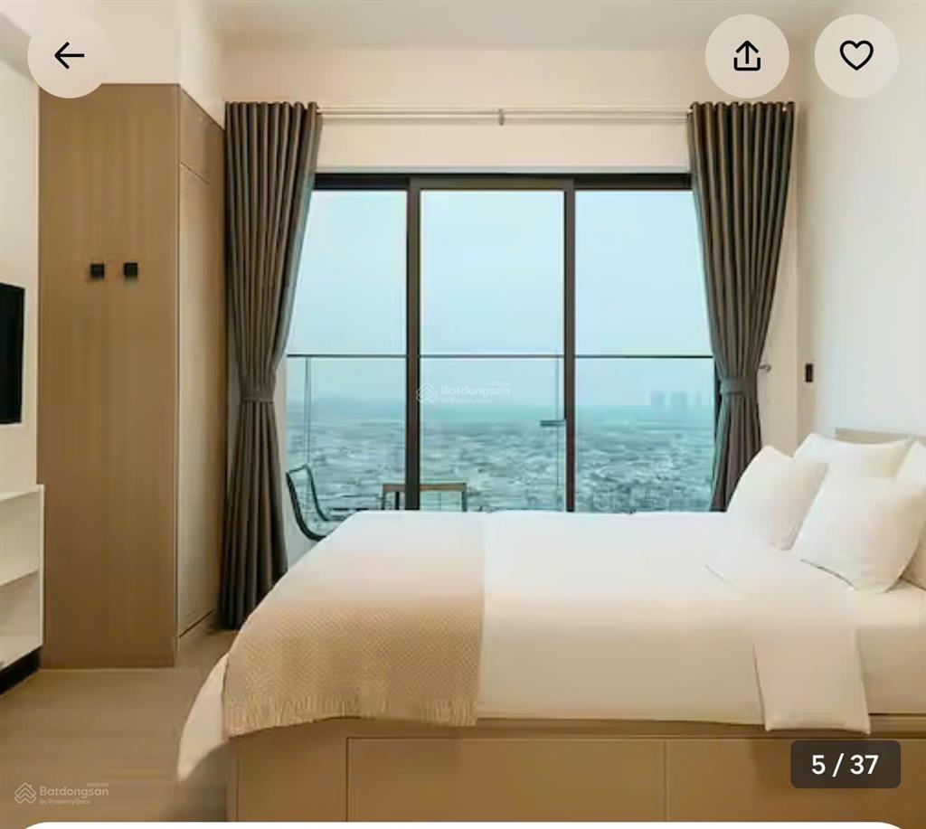 De la sol bán 3pn triple key  3 studio view sông  94m2 11,2 tỷ all in