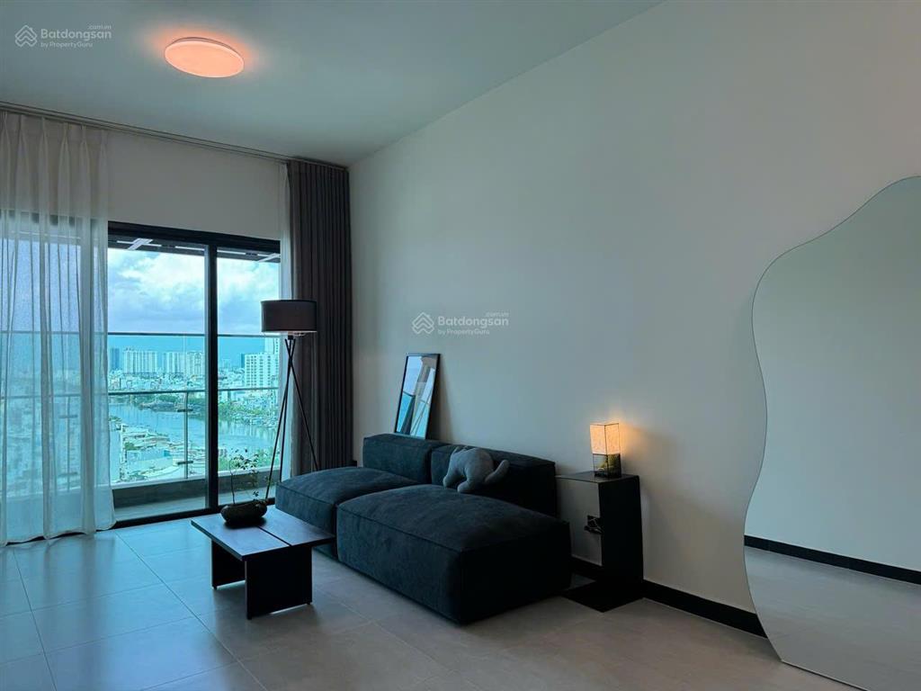 De la sol sốc 2pn  84m2 view sông, view pháo hoa, có nội thất  10.2 tỷ all in de la sol