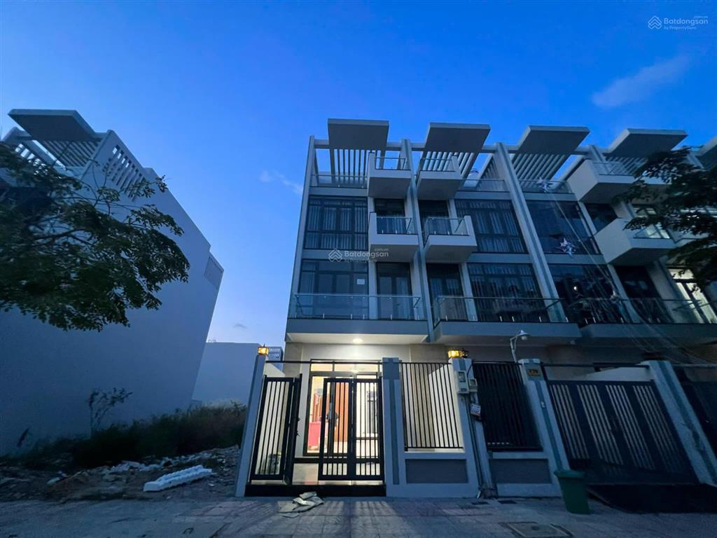 Bán nhà mặt phố tại đường số 2, xuân thới đông, hóc môn, giá ưu đãi 8,5 tỷ, 100m²