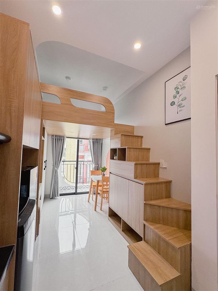 Duplex mới 100% ban công, full nội thất, máy giặt riêng, gần chợ phạm văn bạch