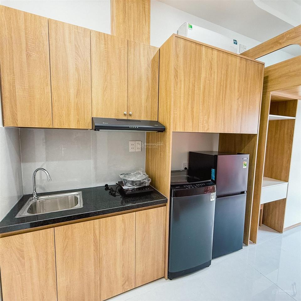 Duplex mới 100% ban công, full nội thất, máy giặt riêng, gần chợ phạm văn bạch
