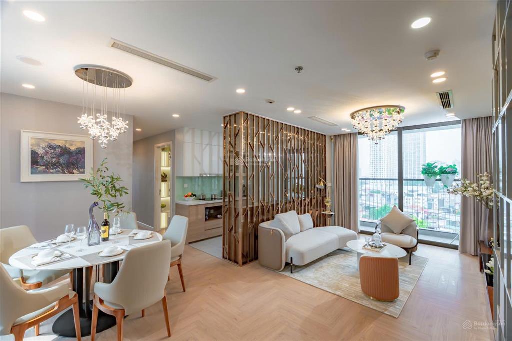 Nổi bật căn góc 3n trực tiếp cđt  full nội thất chỉ việc đến ở  chiết khấu 4%, vay bank 70%